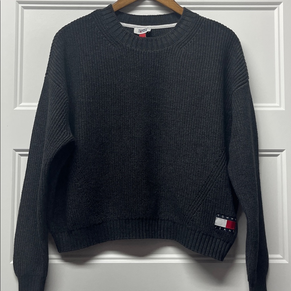 Tommy Hilfiger Sweater - Picture 8 of 16